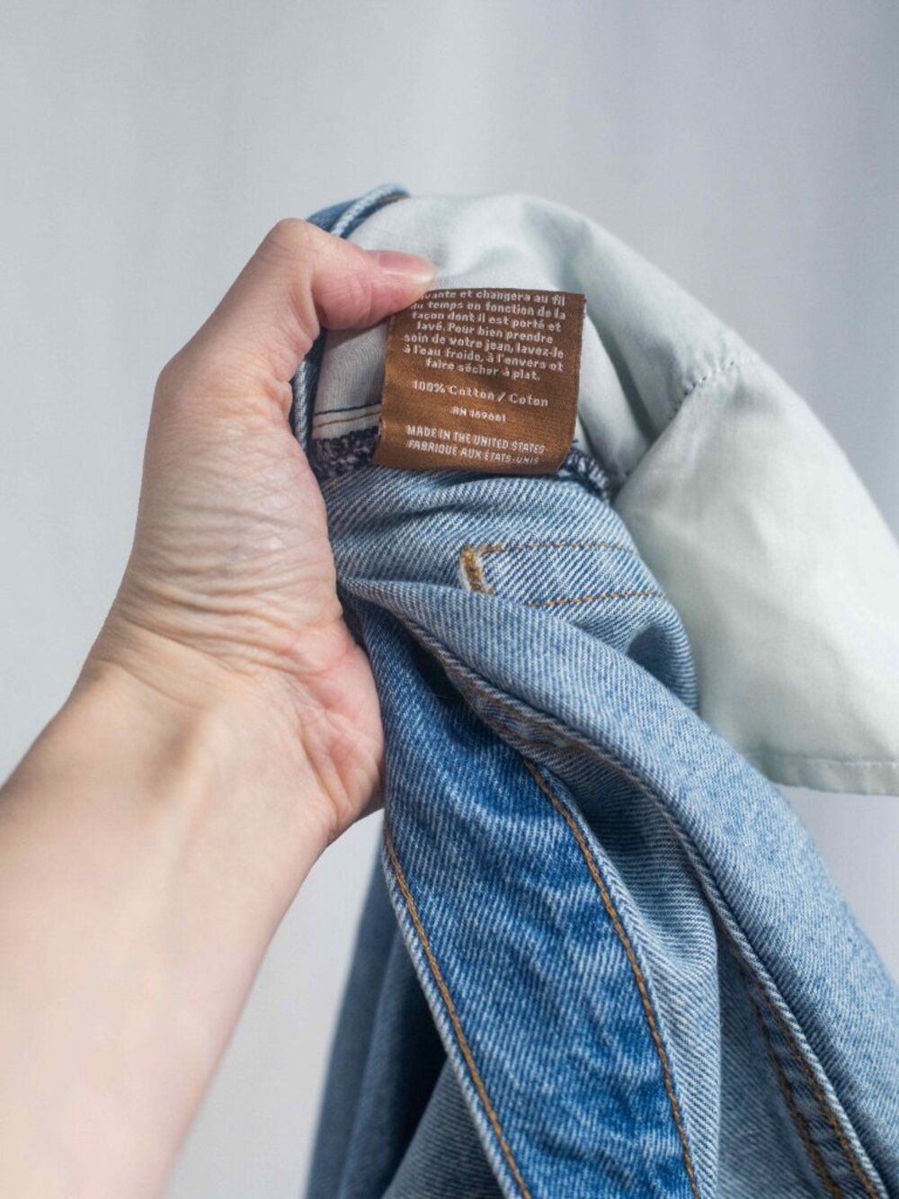 Jamie Haller The Crease Jean in Worn Indigo - Picture 11 of 11
